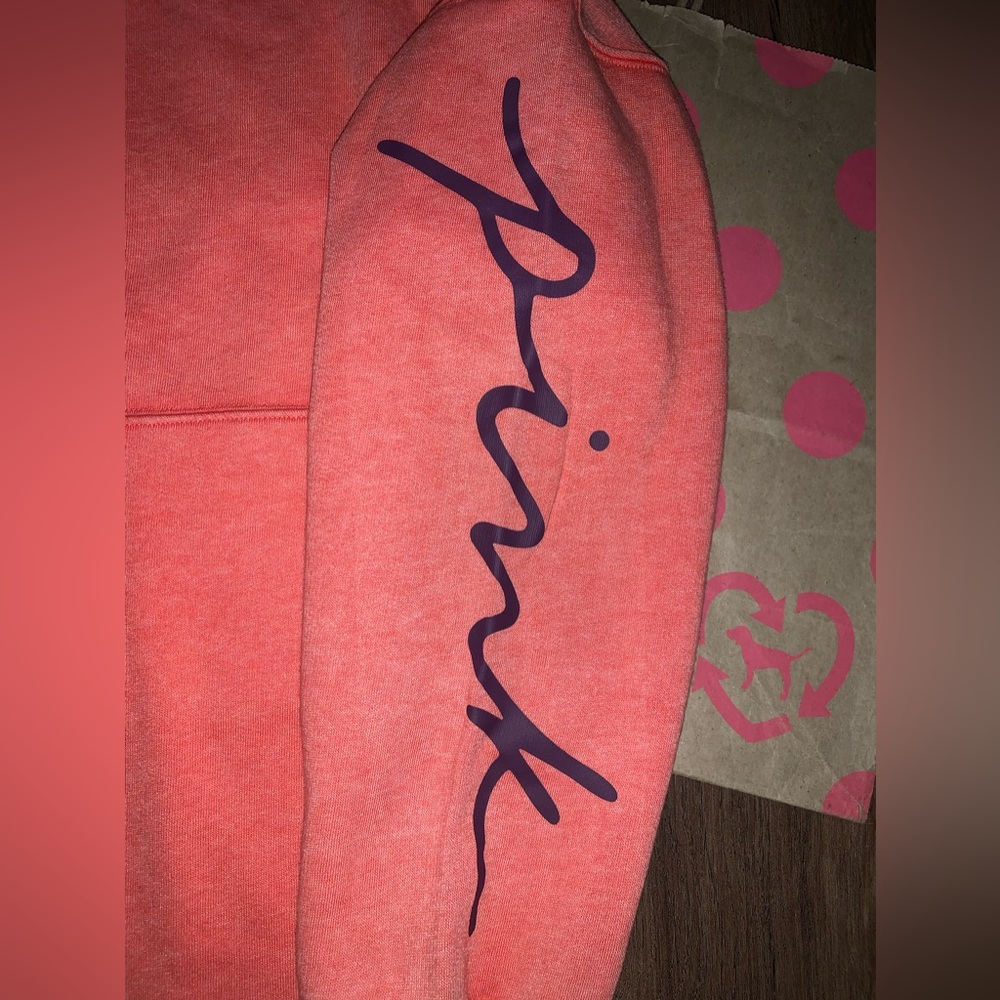 NWT VS PINK Size SMALL Varsity Campus Crew Sweatshirt. - Picture 4 of 7